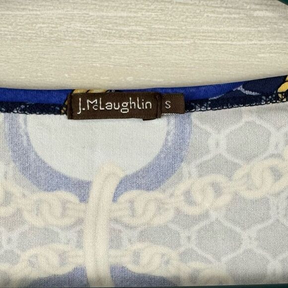 J. McLaughlin Chain Geometric Print V-Neck Top - Picture 4 of 5